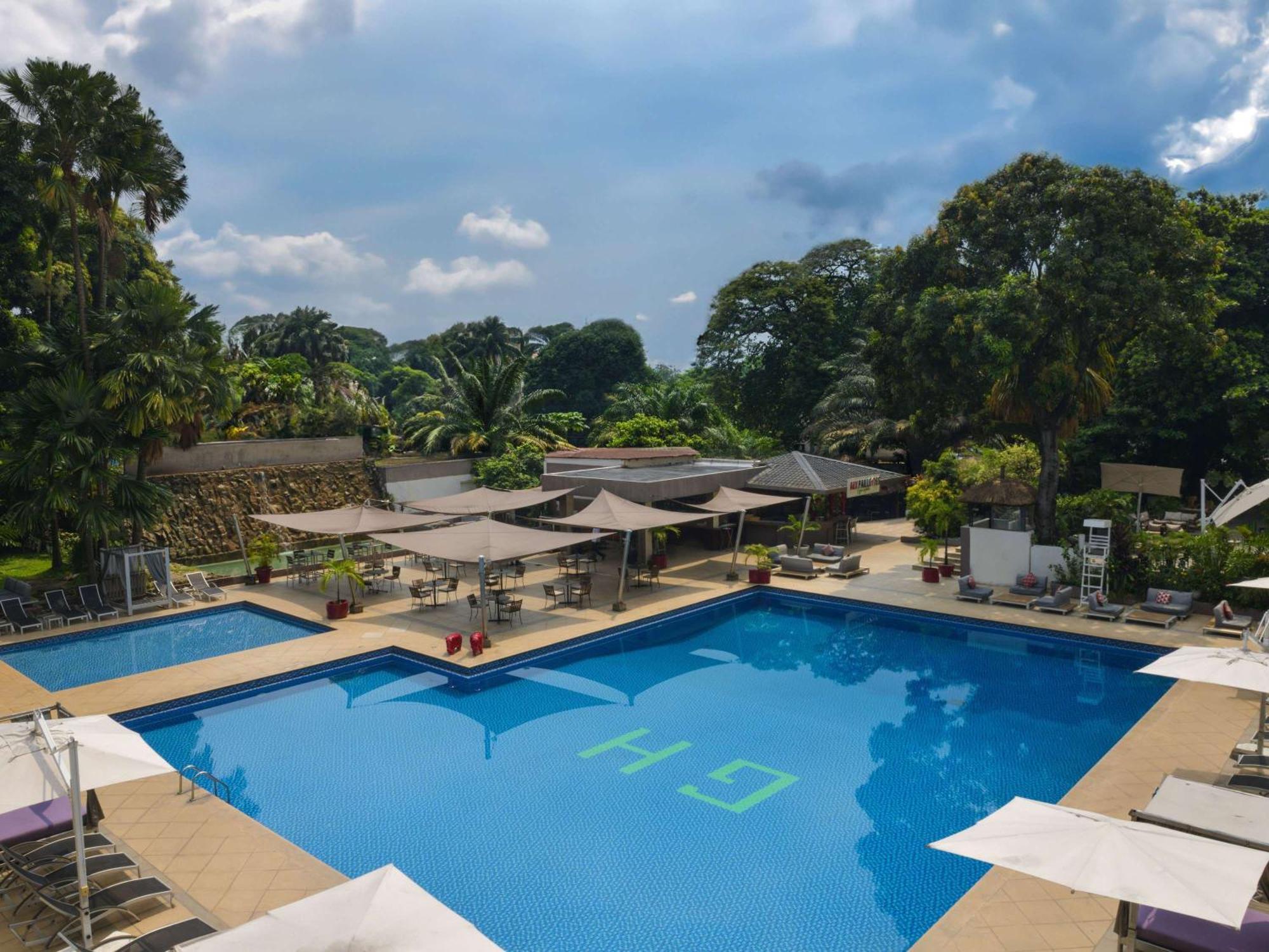 Pullman Kinshasa Grand Hotel Экстерьер фото
