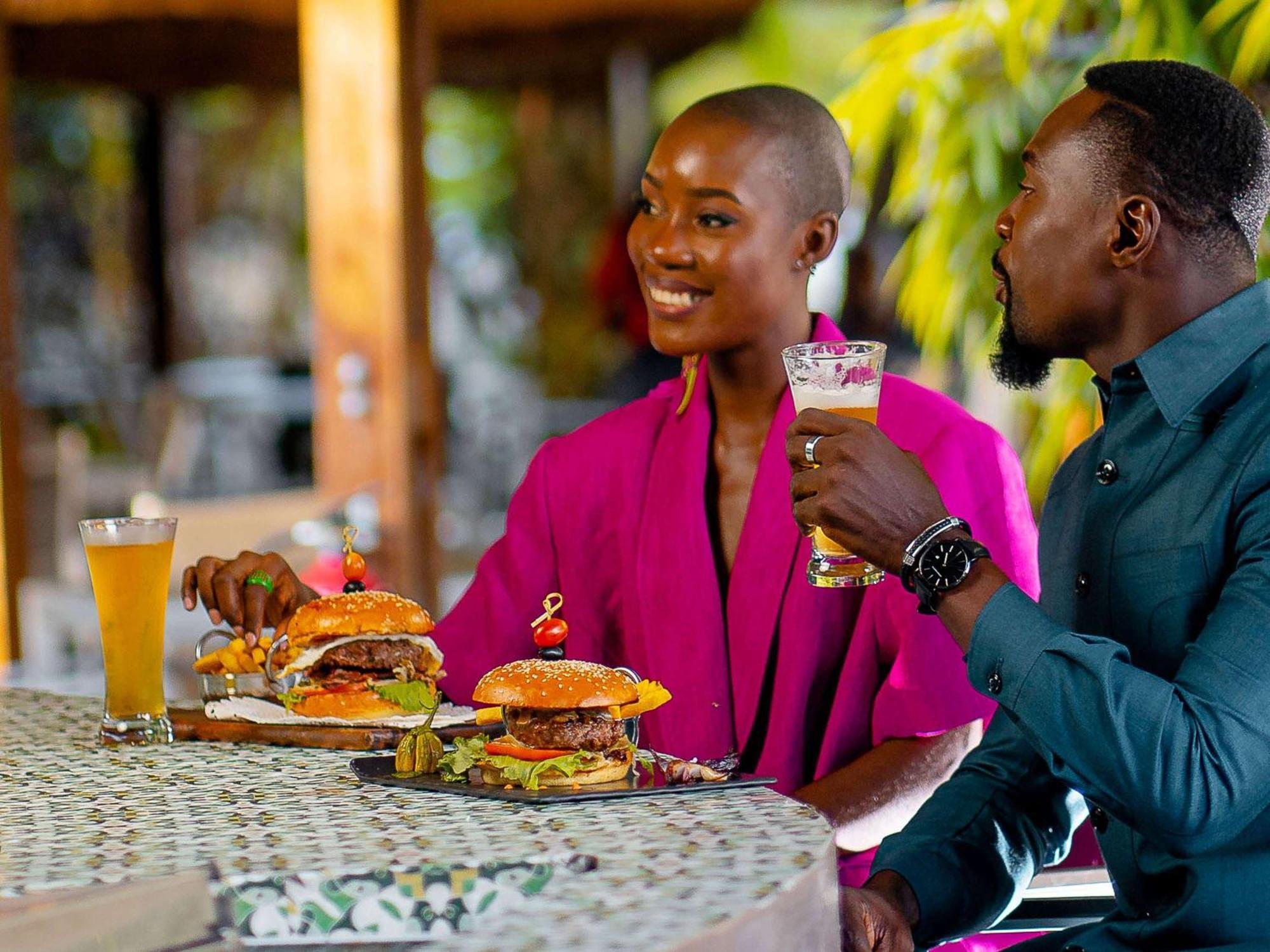 Pullman Kinshasa Grand Hotel Экстерьер фото
